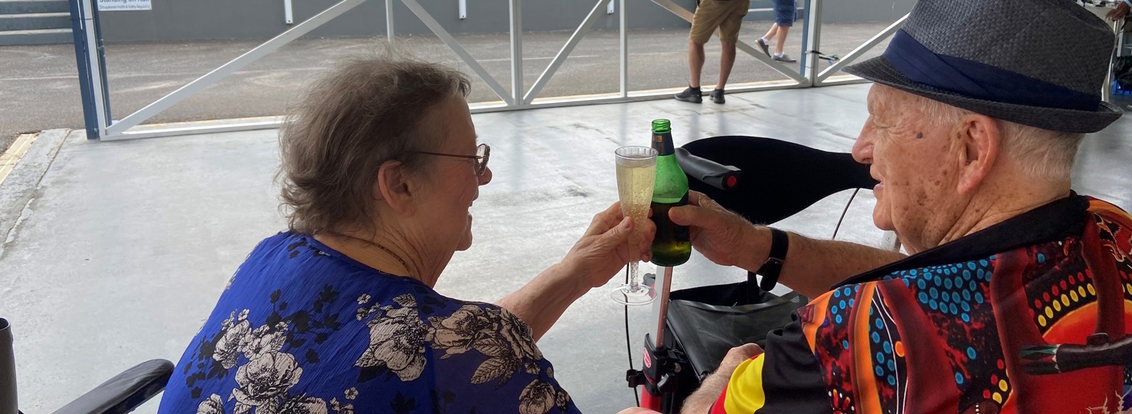 Farnorha Ray and Lola.jpg Farnorha Ray and Lola.jpg