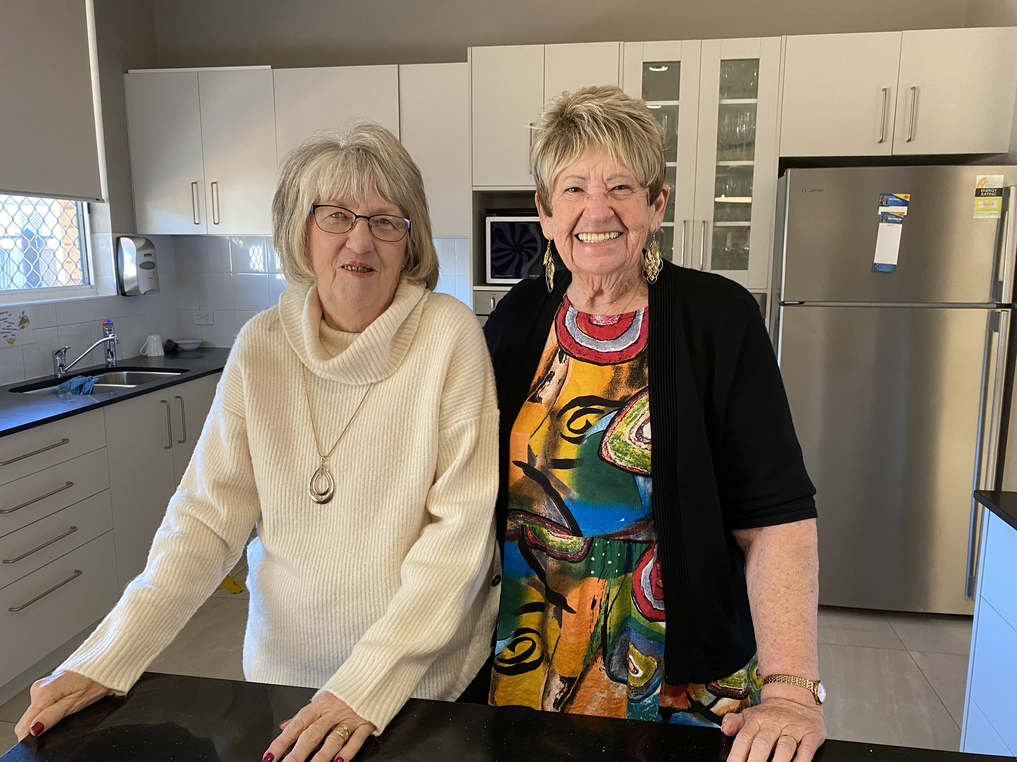 Inverpine Jan and Christine IMG_1533.JPG Inverpine Jan and Christine IMG_1533.JPG