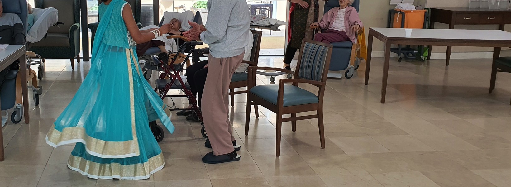 RM Priya, resident Edward, SAO Thressa, resident Margaret .jpg RM Priya, resident Edward, SAO Thressa, resident Margaret .jpg