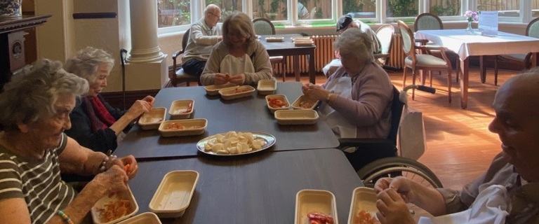 Prawn Day at Montclaire.jpg Prawn Day at Montclaire.jpg