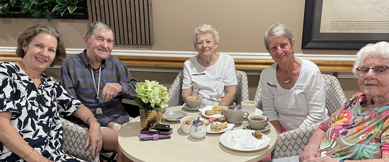 Visitors to the Fairview Brew.jpg Visitors to the Fairview Brew.jpg