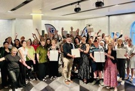 Out and about together_teaser_368 x 246.jpg