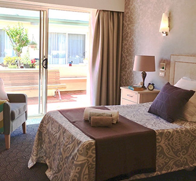 Single room - private ensuite - Beechwood.jpg