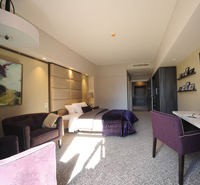 Large single - Greenwood.jpg