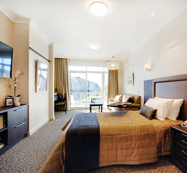 Pemulwuy Extra Large Single Balcony Courtyard