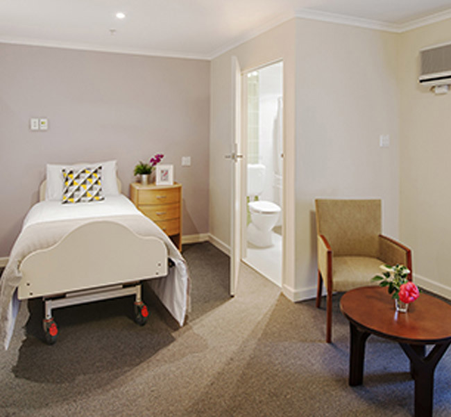 Single room - private large - Ross Robertson.jpg