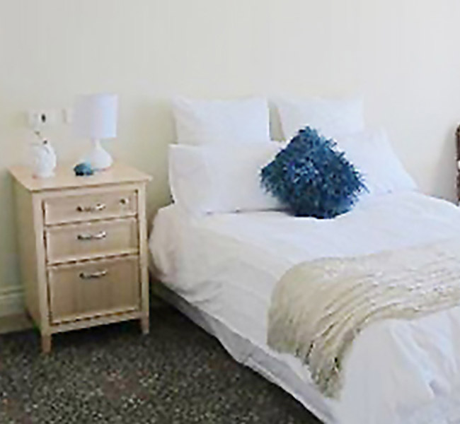 Single private ensuite - Viletta - Villa Serena.jpg