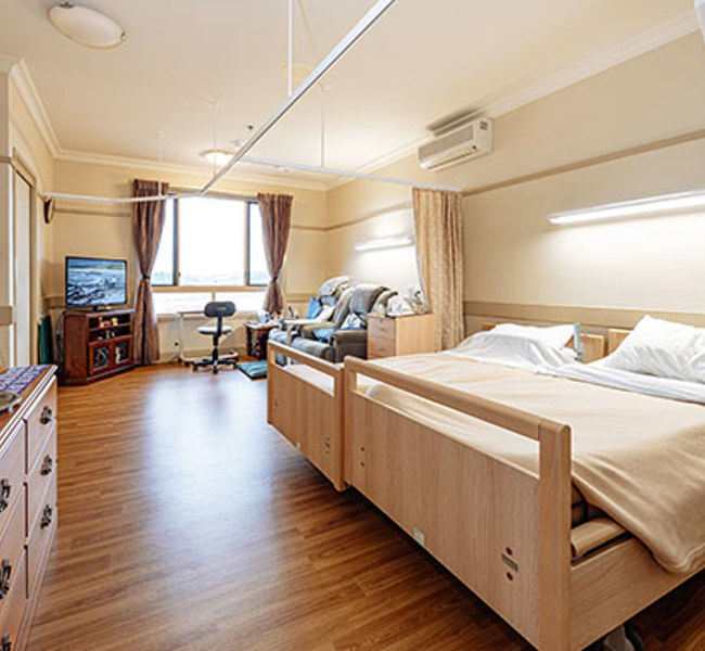 Sunset Ridge RAC room premium