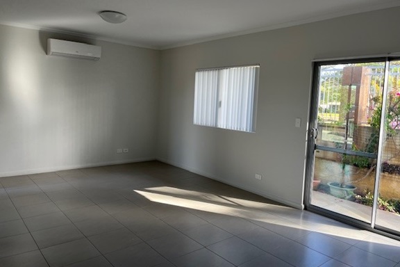 Unit 54 Lounge.jpg