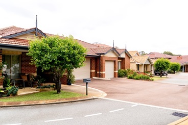 Menora Gardens- 2/3 Bedroom Apartments and Units