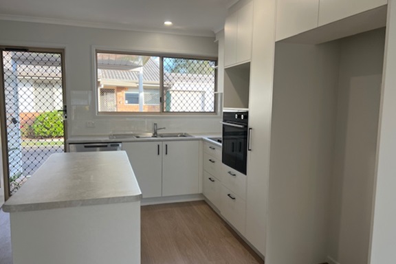 Fernhill Unit 5 Kitchen.jpg