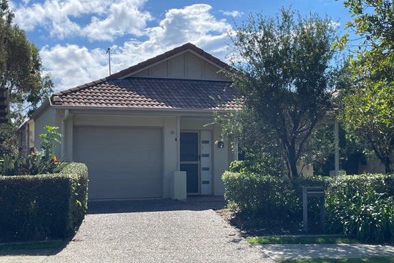 Moreton Shores - Unit 52