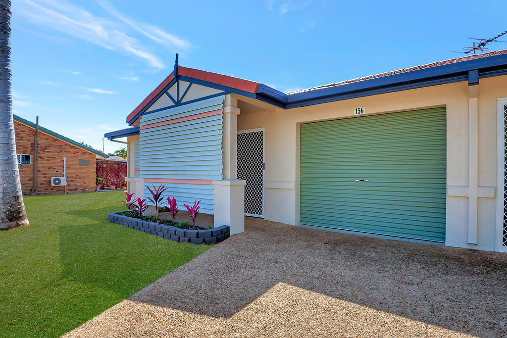 Rowes Bay Bolton Clarke