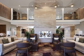 Europa on Alma foyer Europa on Alma foyer