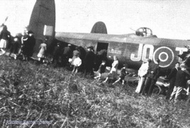 Don Wills served in World War II_.jpg Don Wills served in World War II_.jpg