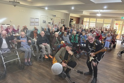 Residents celebrating Glasshouse Views anniversary_.jpg Residents celebrating Glasshouse Views anniversary_.jpg